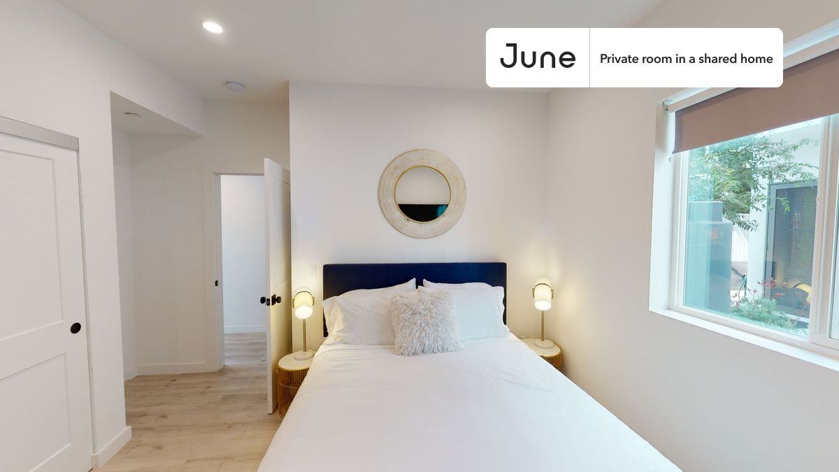 1740 1/2 S New England St #B - Photo 2 of 13