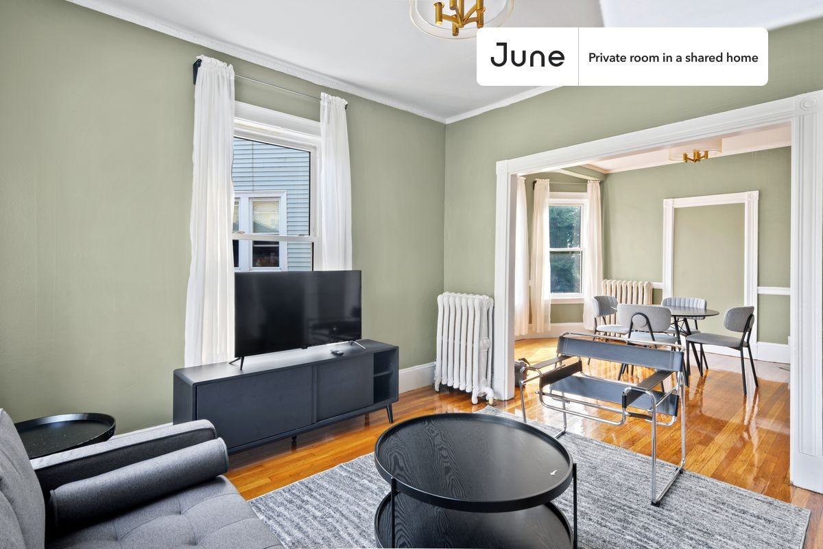 4 Haskell St #D - Photo 6 of 18