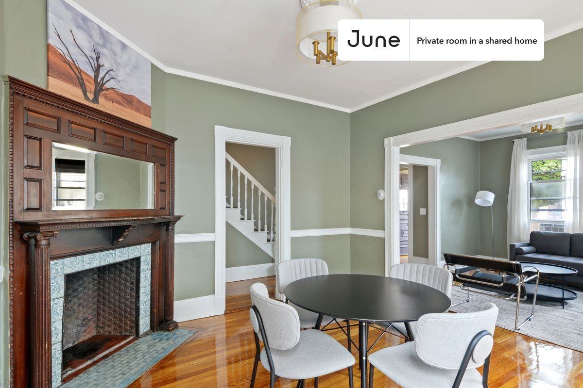 4 Haskell St #E - Photo 7 of 17
