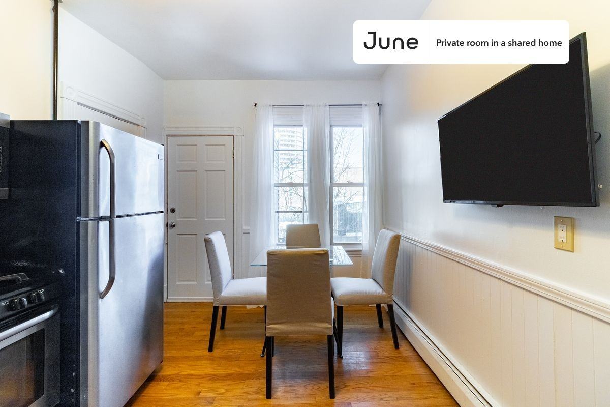 71 School St #B - Photo 7 of 13