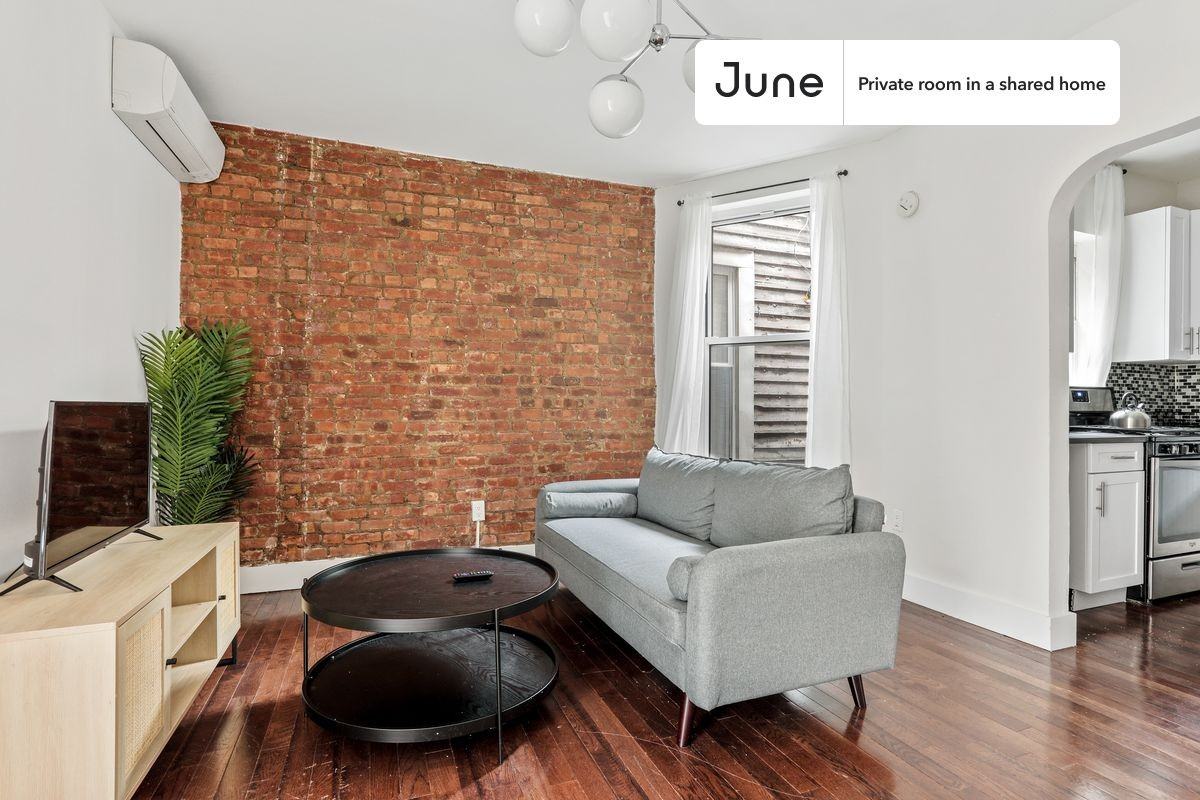 2141 Cortelyou Rd #C - Photo 6 of 12