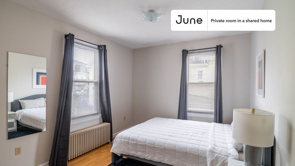 88 Glen St #C - Photo 2 of 16