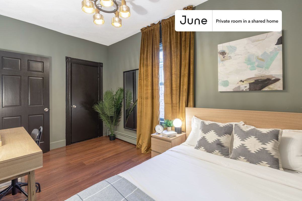 101 Calumet St #B - Photo 2 of 15