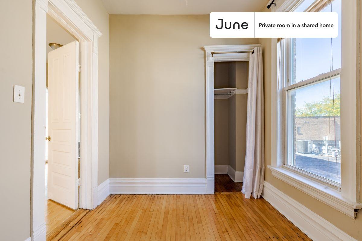 1214 N Damen Ave #C - Photo 2 of 25
