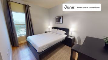 featured image of 1901 Crossing Pl #A