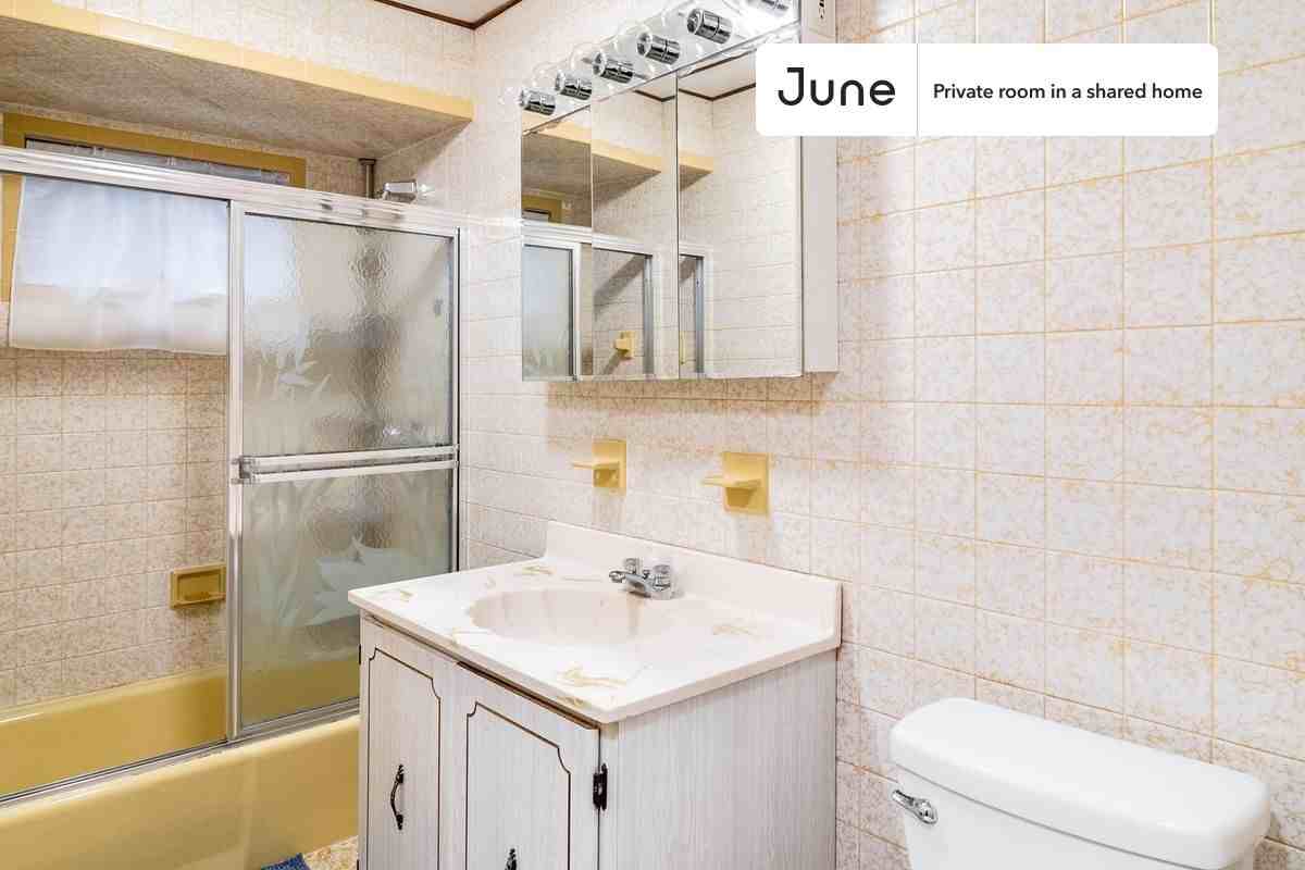 106 Beacon St #C - Photo 6 of 14