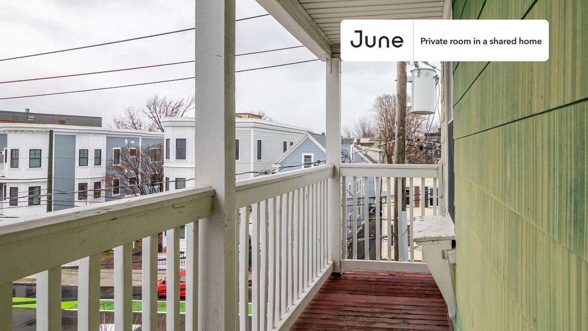 106 Beacon St #E - Photo 7 of 12