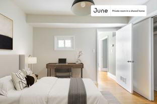 1052 N Milwaukee Ave #C - Photo 1 of 1