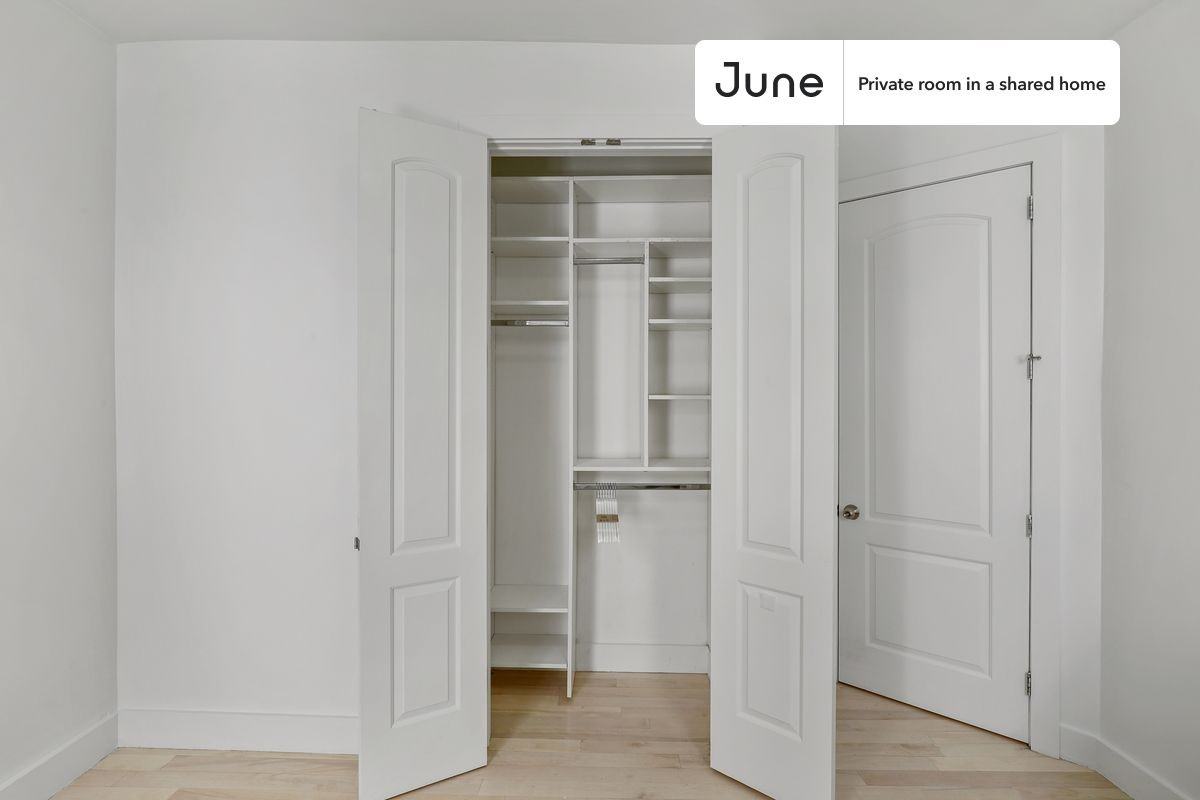 301 Saint Nicholas Ave #D - Photo 2 of 13