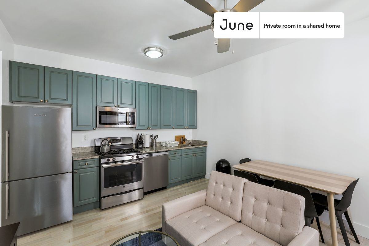 301 Saint Nicholas Ave #D - Photo 7 of 13