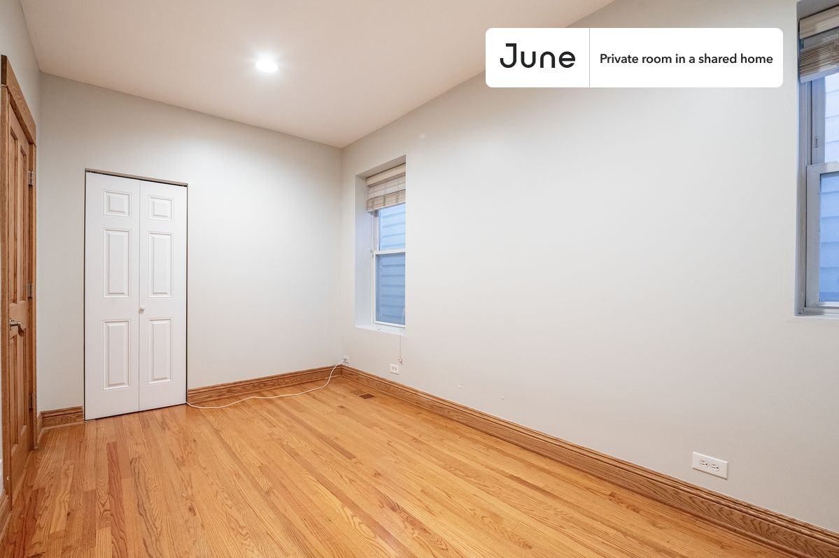 3020 North Sawyer Avenue #B - Photo 4 of 27