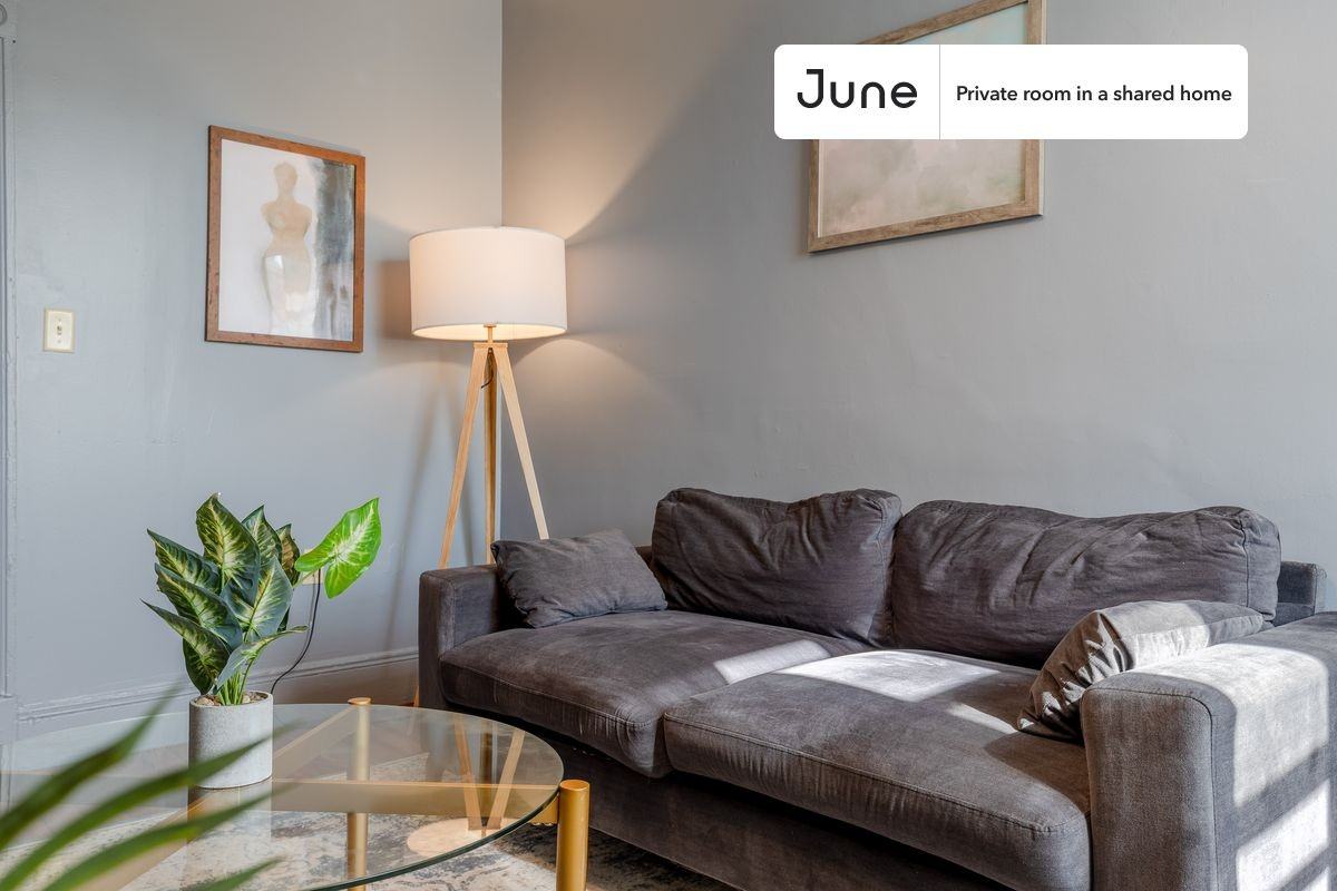 452 Hanover St #C - Photo 7 of 15