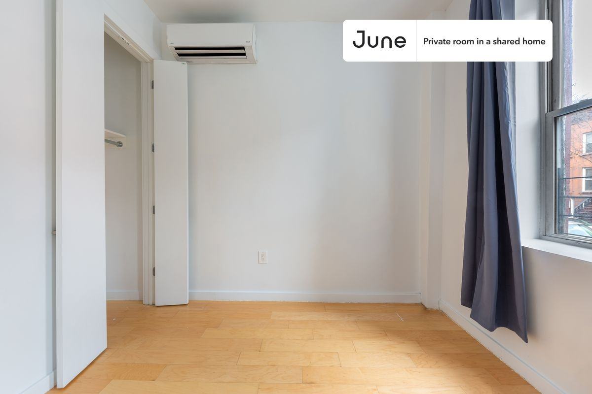 252 Madison St #D - Photo 6 of 21