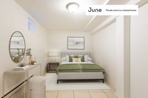 featured image of 1841 N Mozart St #C