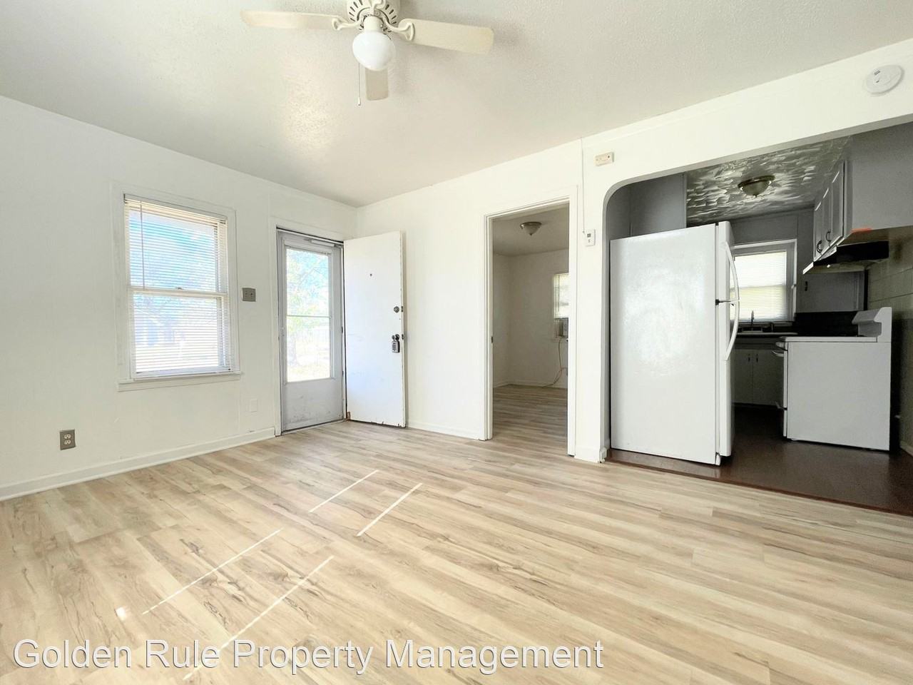 1422 Forrest St - Photo 3 of 13