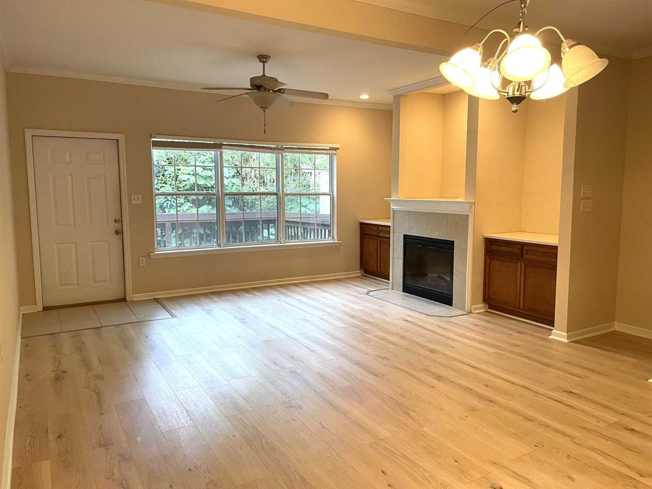 1320 Hendrix Rd #1 - Photo 4 of 11