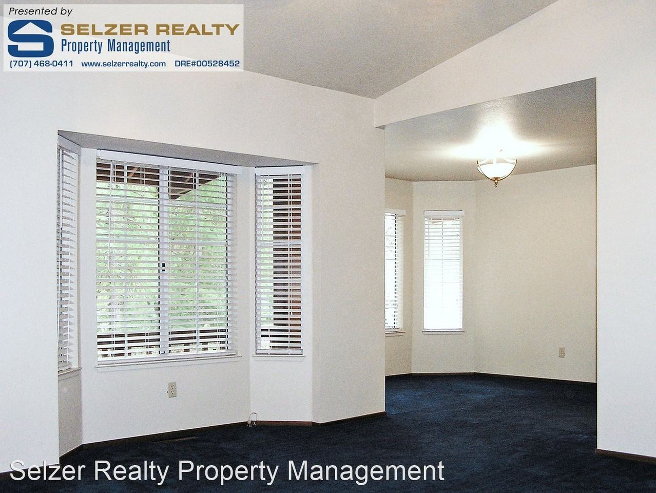 7950 Oak Pond Ct - Photo 3 of 12