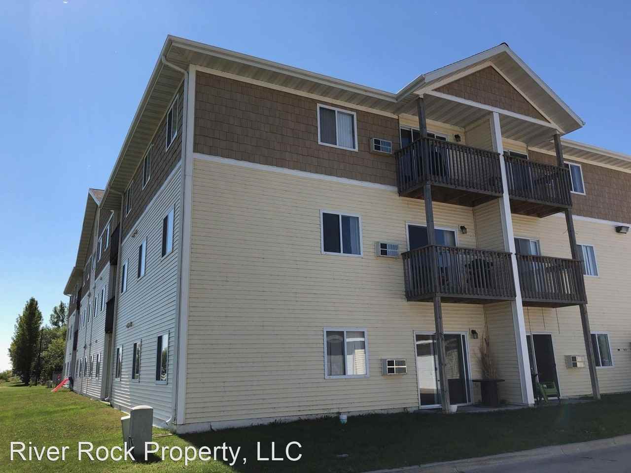 106 Wheatland Estates 106 Cottonwood Ave N - Photo 3 of 11