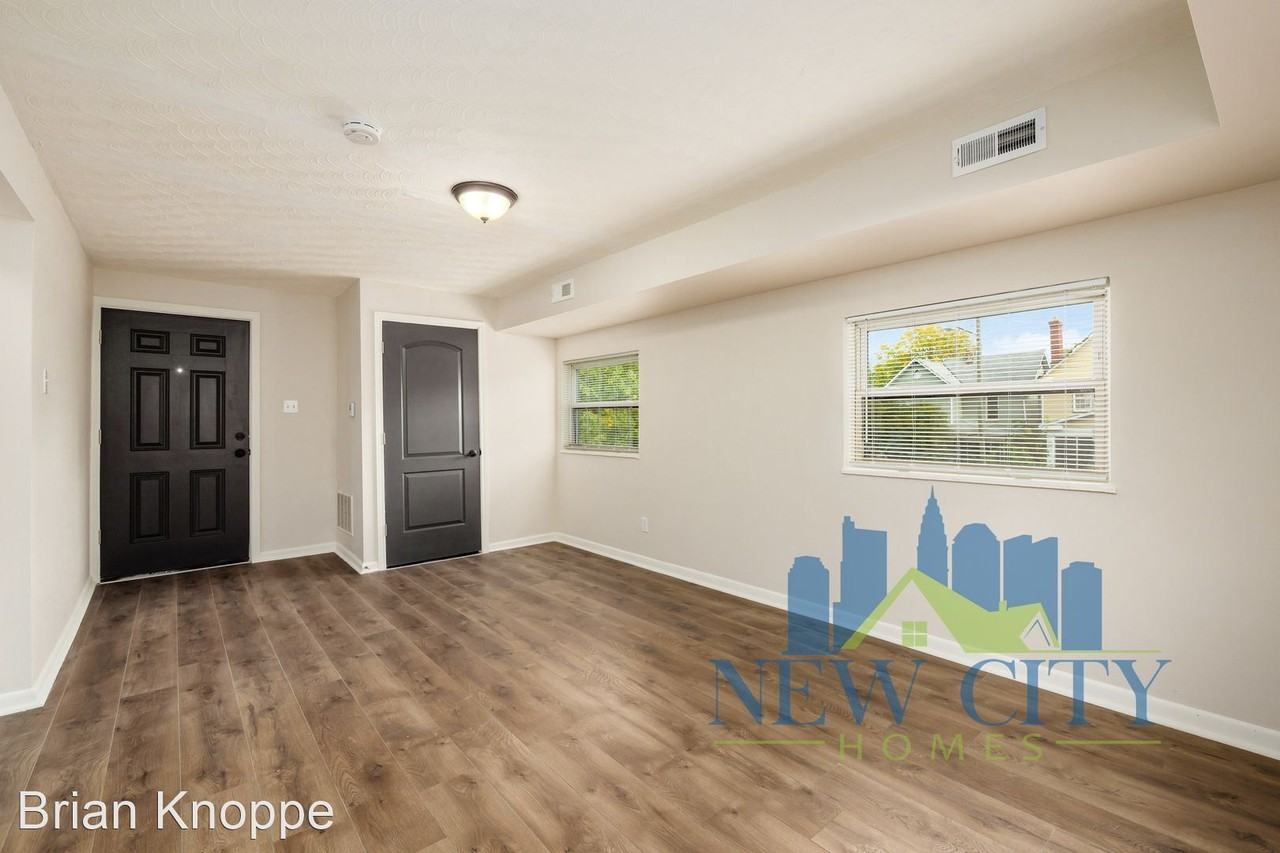 285-287 S Central Ave - Photo 3 of 16