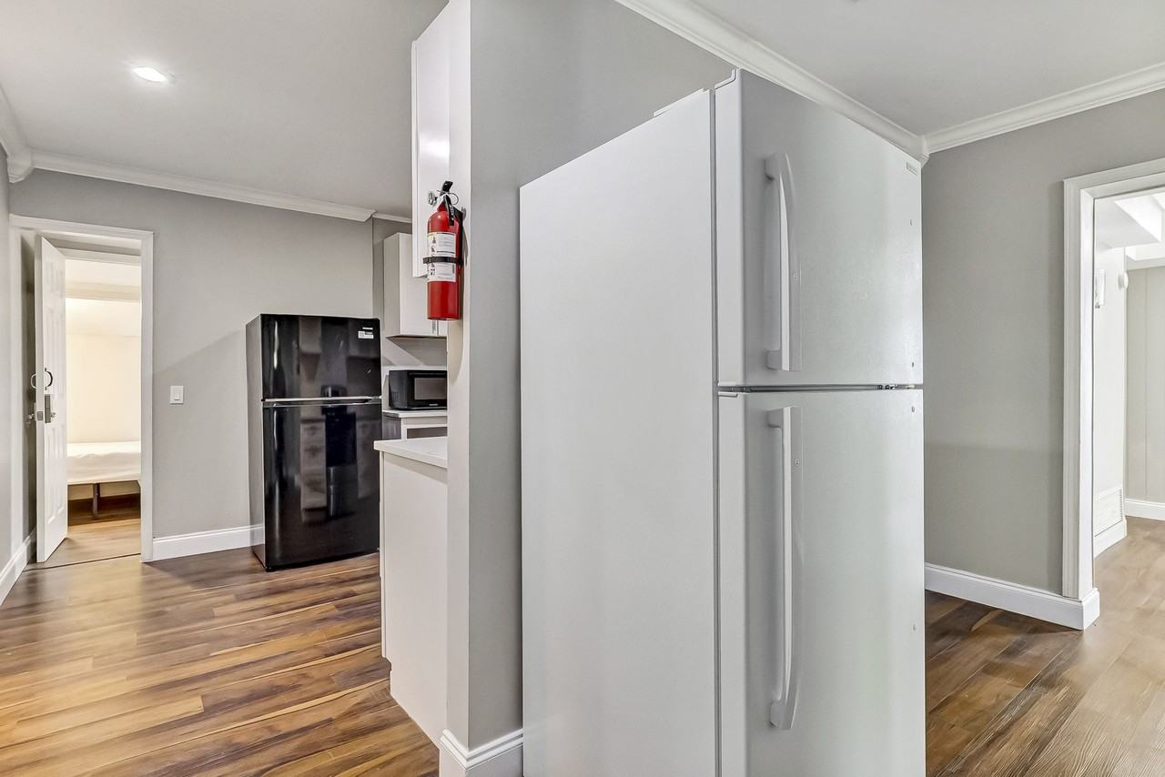 Hare Ave - Photo 5 of 9