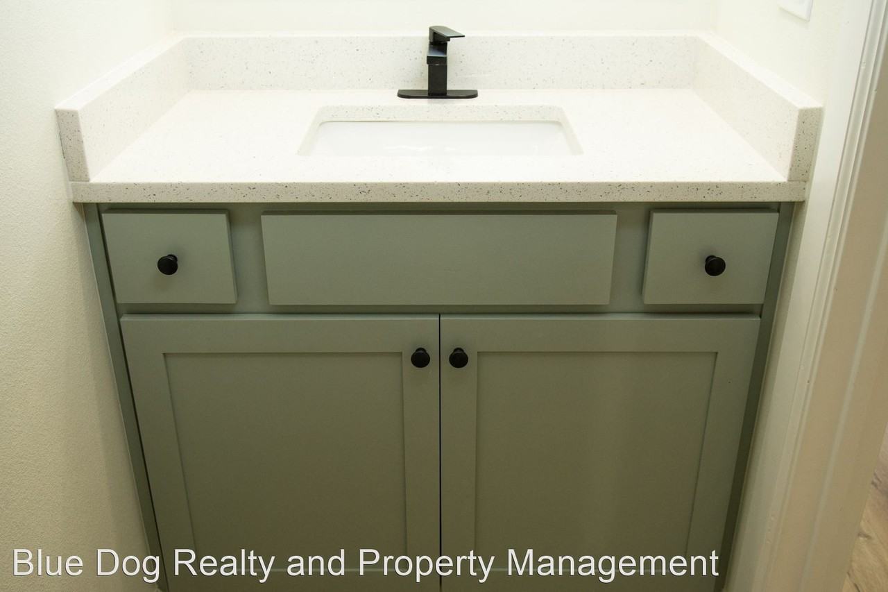 150 N Centennial Ave - Photo 3 of 32