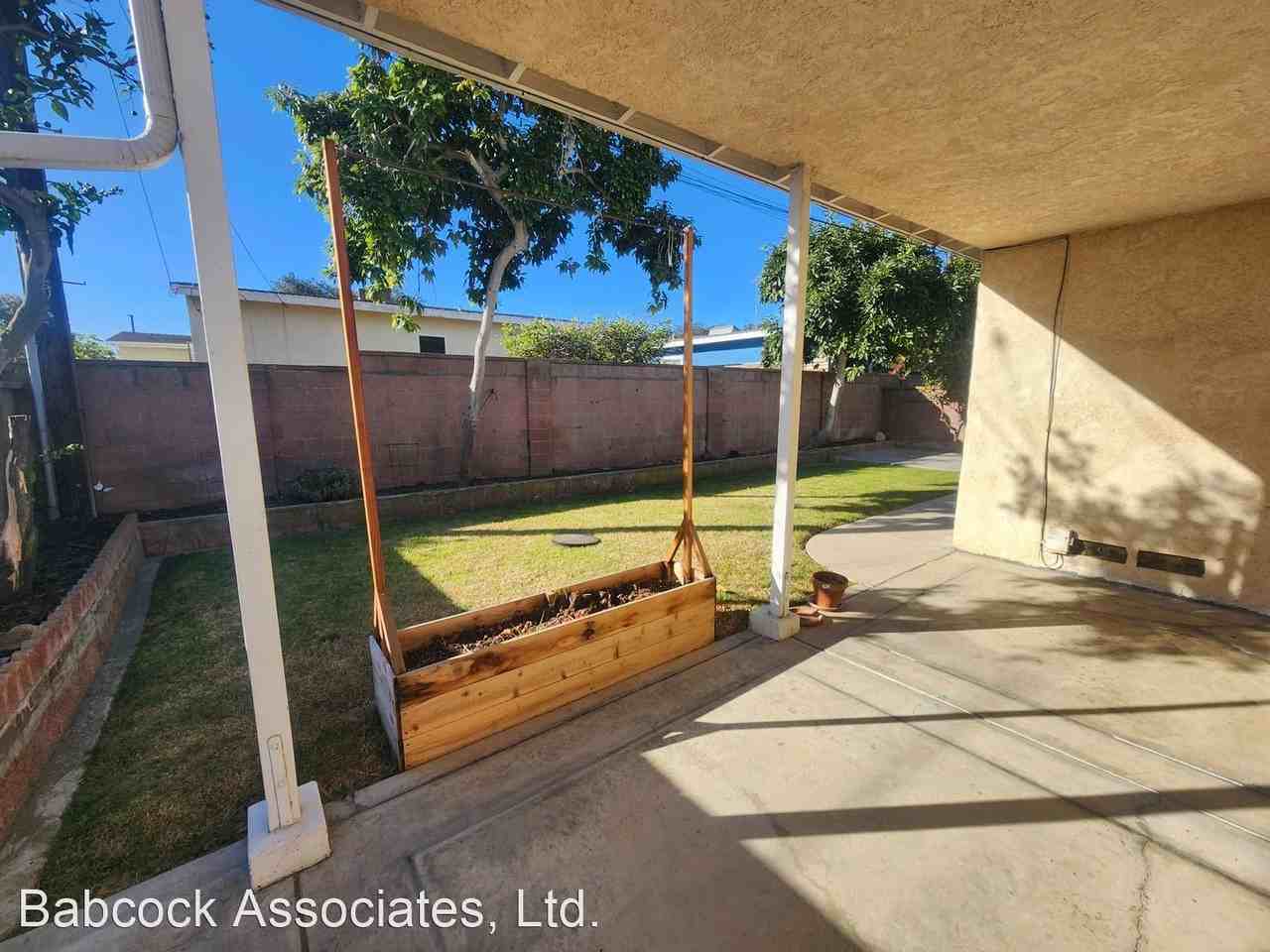 3406 W 226th St - Photo 2 of 22