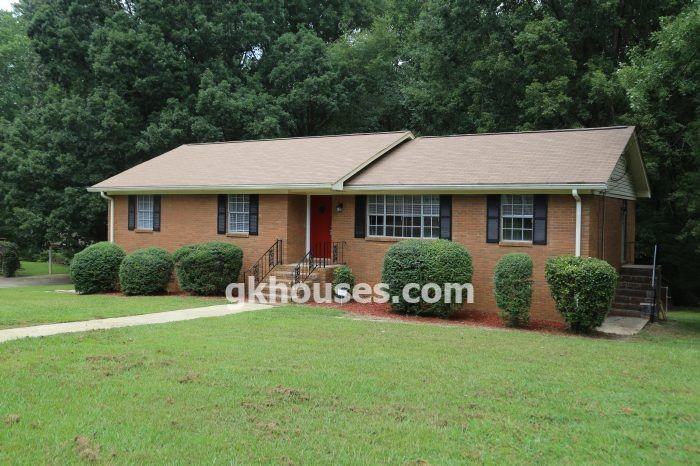 5421 Justice St - Photo 2 of 39