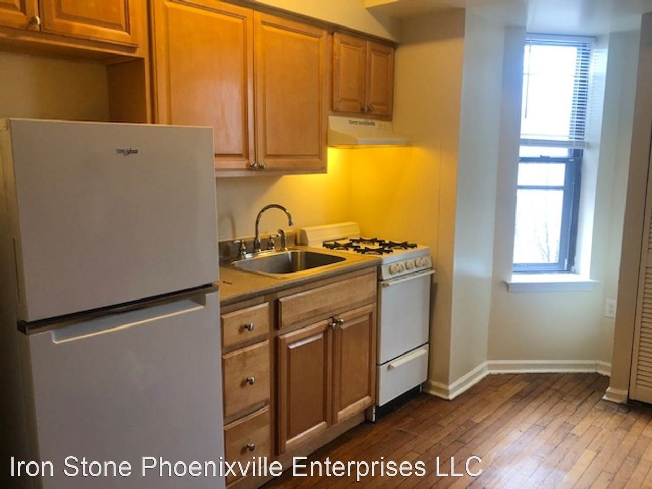 Florence Flats 800 S 49th St - Photo 3 of 20