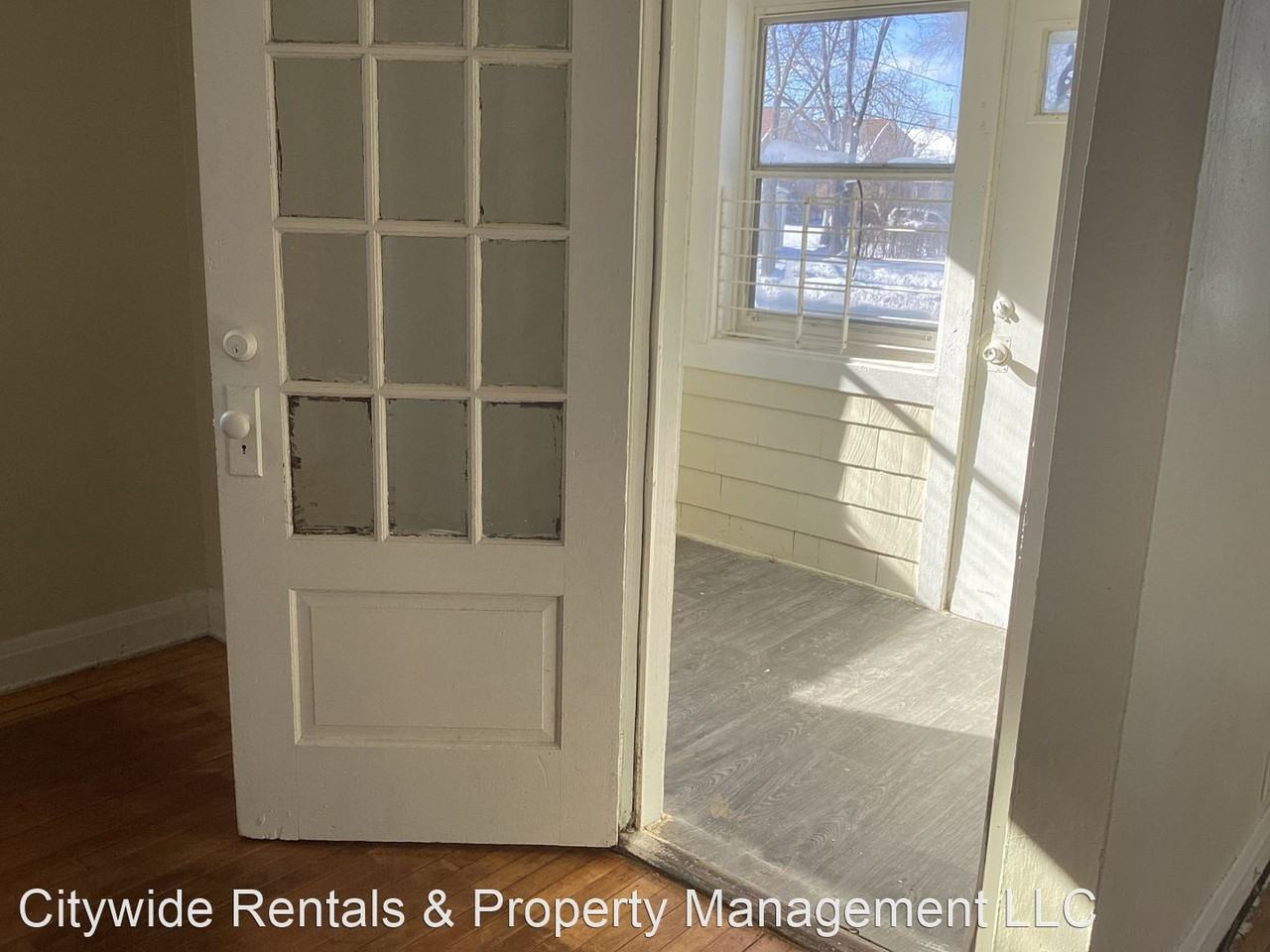 4828 N 25th St - Photo 3 of 12