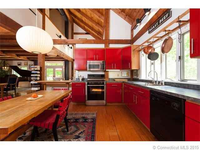 23 Bates Rd - Photo 2 of 10