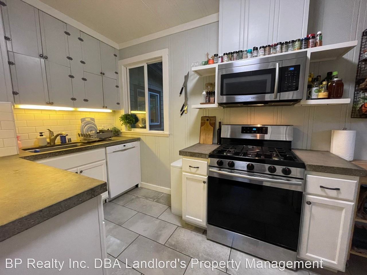 14719 Eagle Nest Ln - Photo 2 of 14