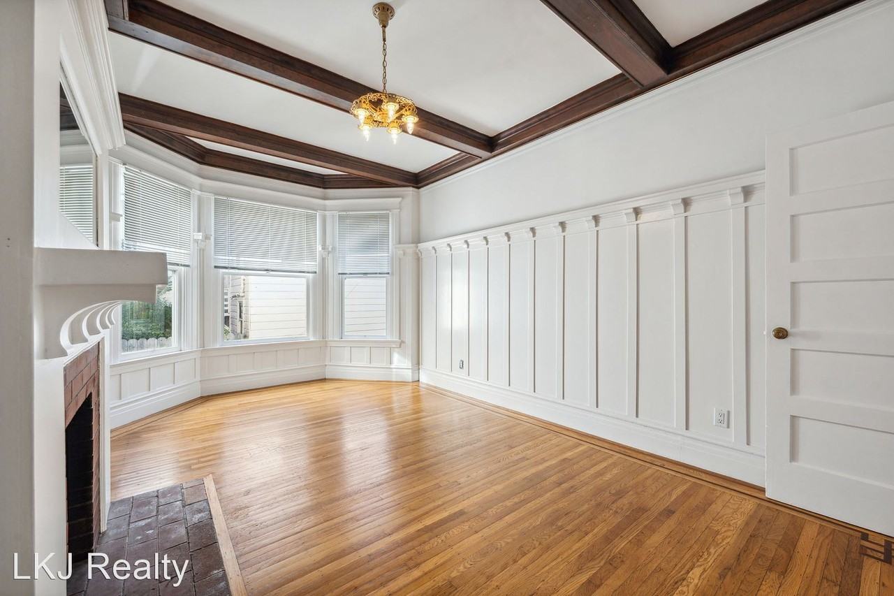 1310 Hyde St - Photo 2 of 22