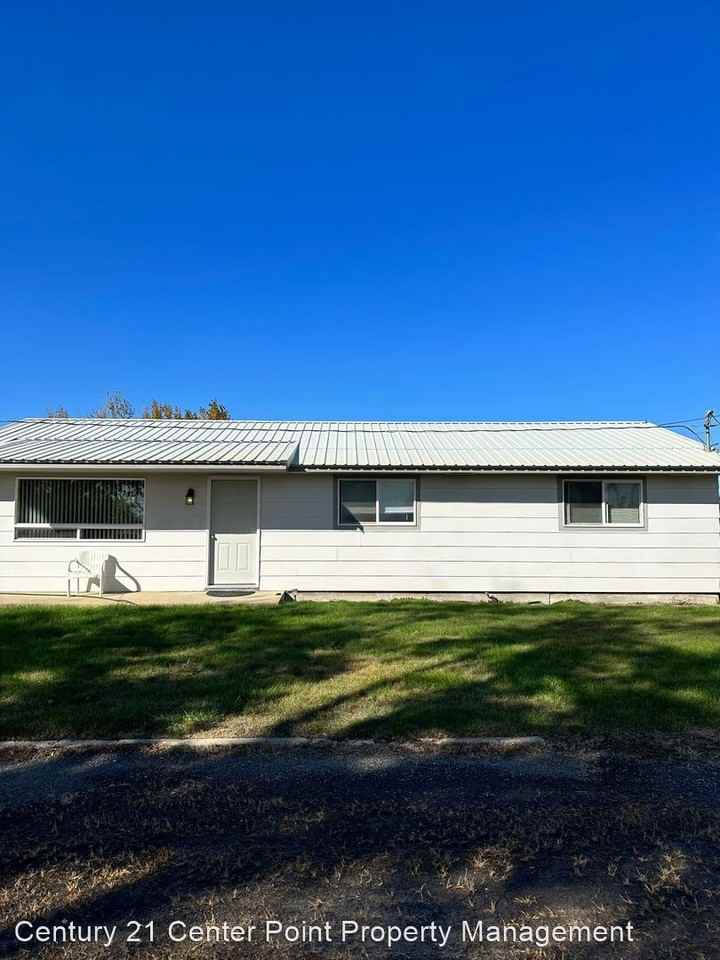 1561 Number 6 Rd - Photo 2 of 17