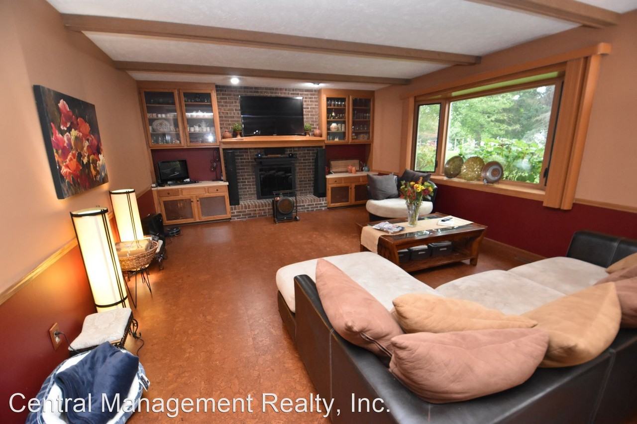 50736 Birkdale Ct - Photo 2 of 26