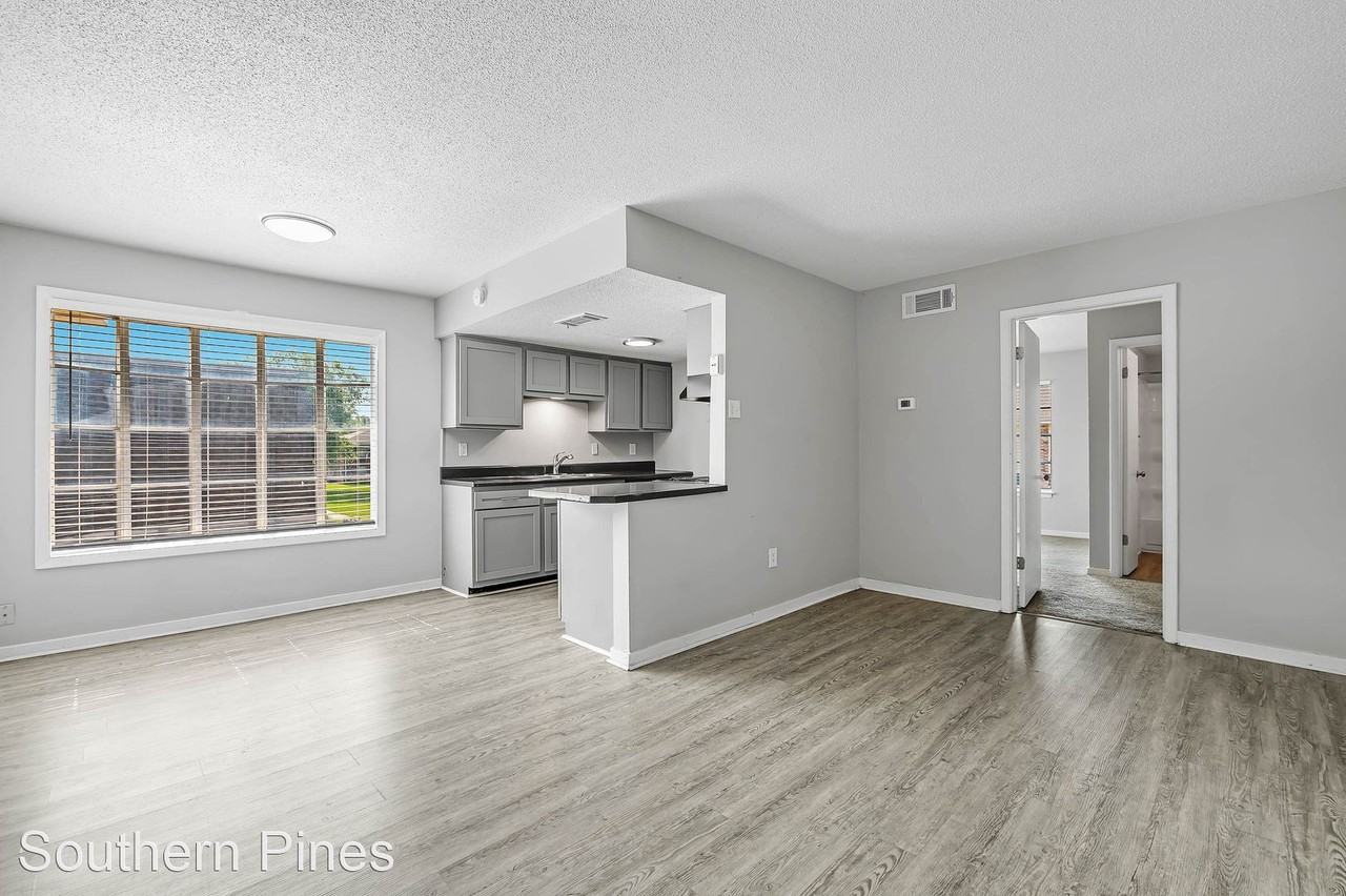 15373 St Charles St - Photo 2 of 5