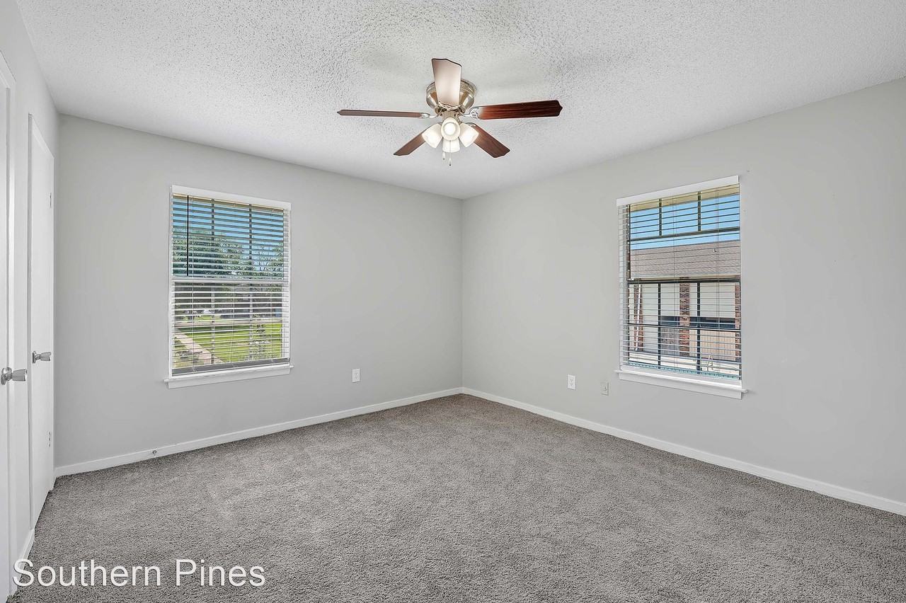 15373 St Charles St - Photo 3 of 5