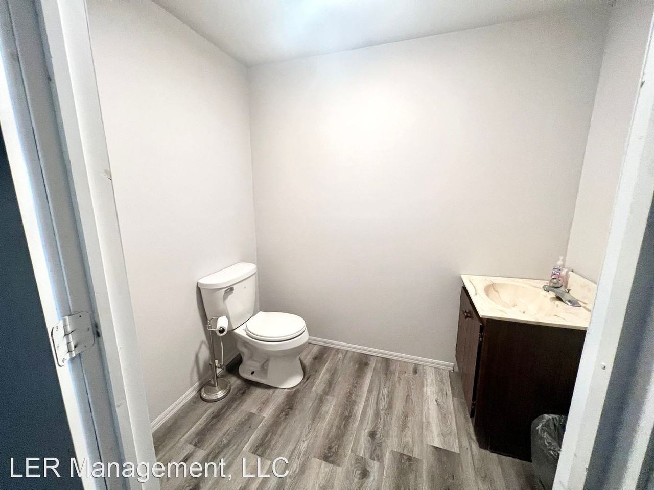 6800 Sheridan Rd - Photo 3 of 5