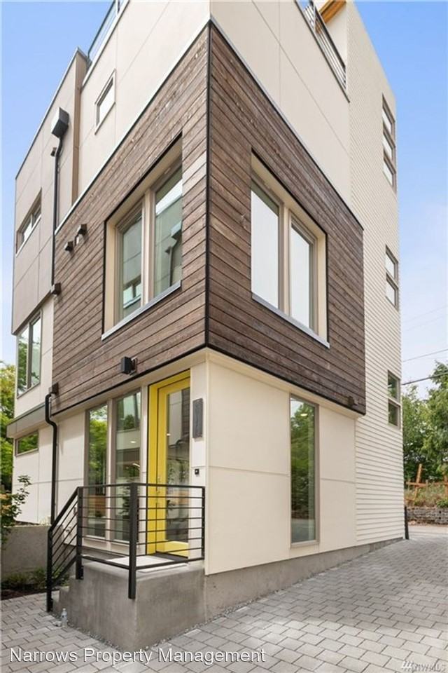 5017B Fauntleroy Way Sw - Photo 2 of 23