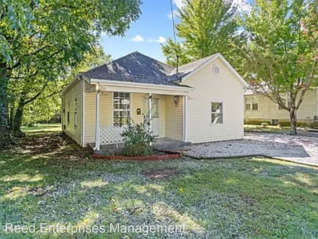 1212 W Elm St - Photo 2 of 28