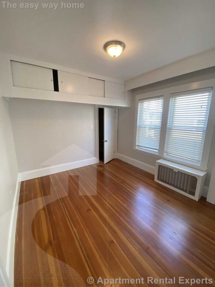 16 Alexander Ave - Photo 5 of 17
