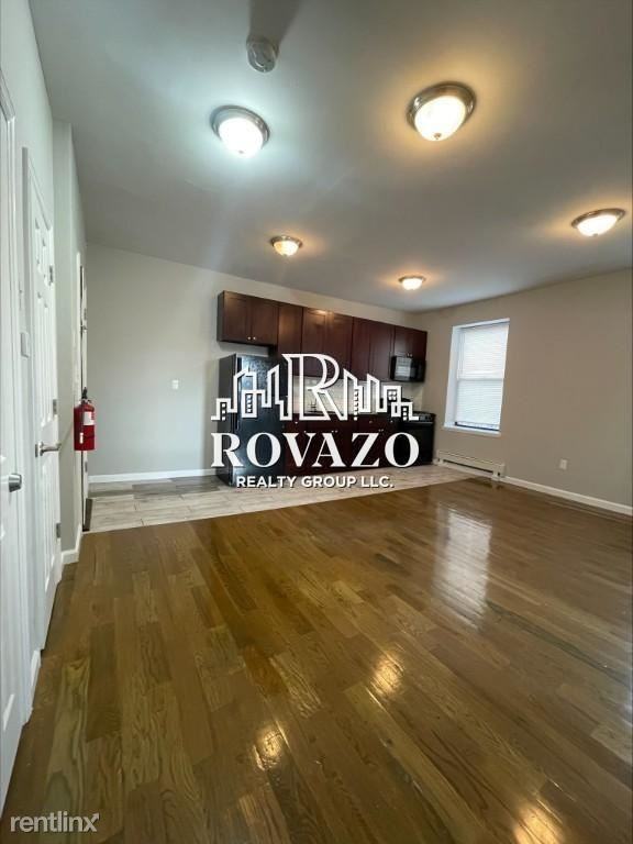 235 Munn Ave - Photo 2 of 4