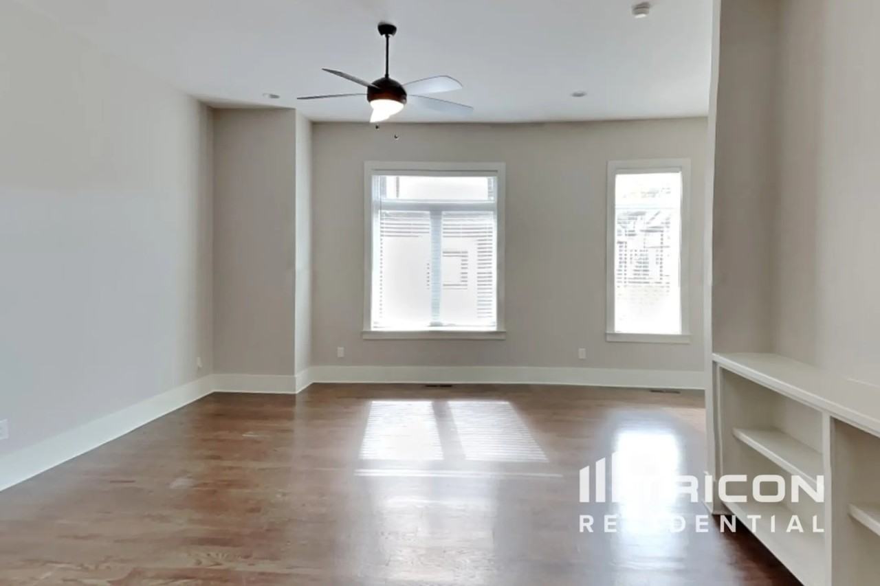 1218 Hillwood Private Cv - Photo 3 of 32