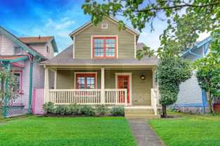 623 N Steele St - Photo 1 of 1