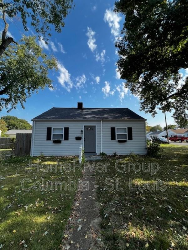 4373 Loughborough Ave, St. Louis, MO 63116 2 Bedroom House for 1,150
