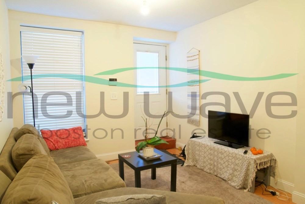 844 Parker St #101 - Photo 2 of 15