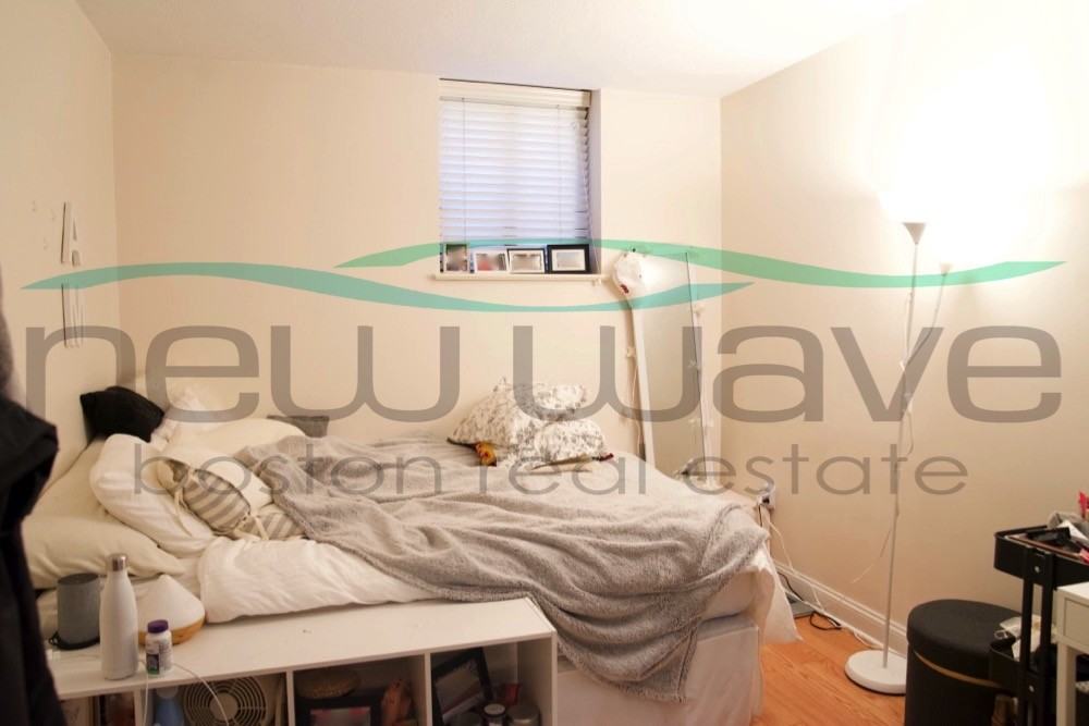 844 Parker St #101 - Photo 7 of 15