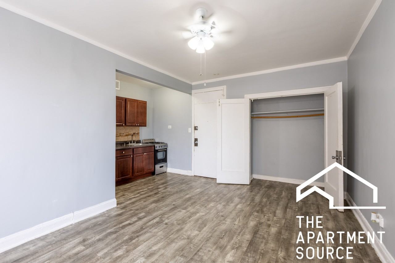 6930 N Greenview Ave #609 - Photo 7 of 10