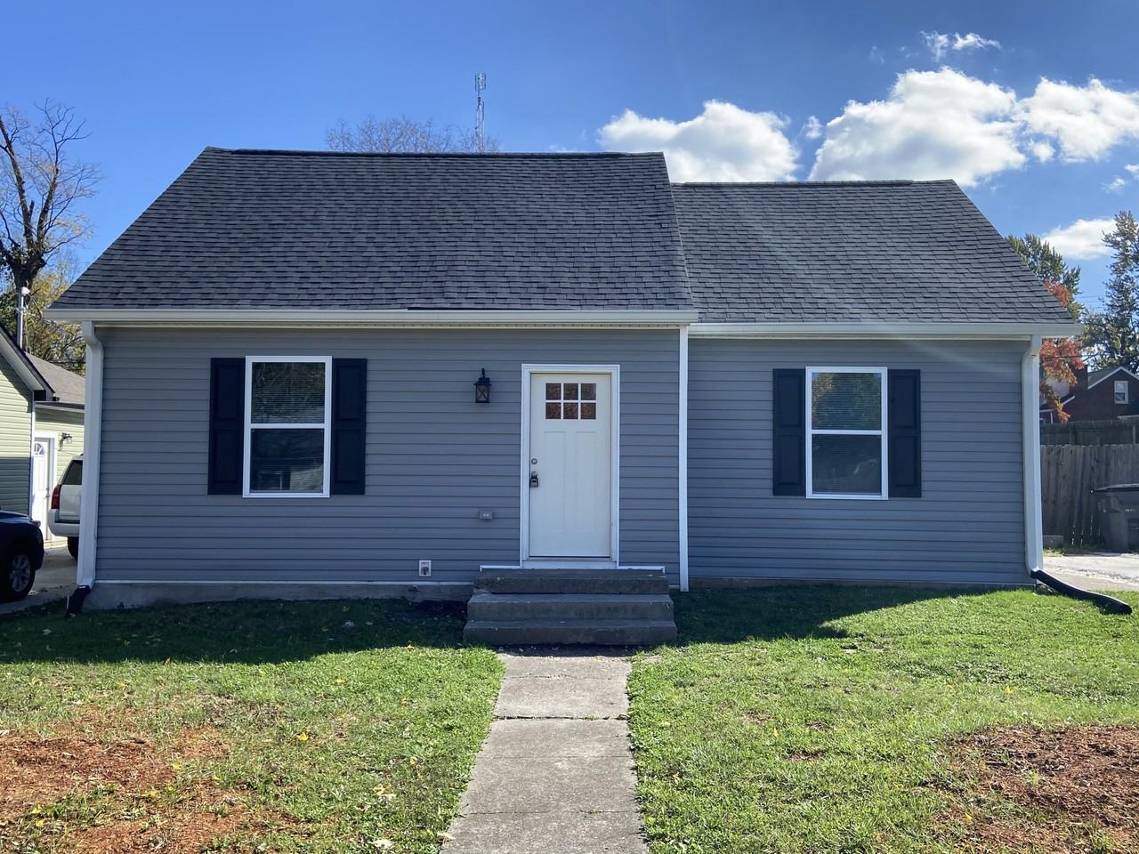 1012 Oak Hill Dr, Lexington, KY 40505 4 Bedroom House for 1,900/month