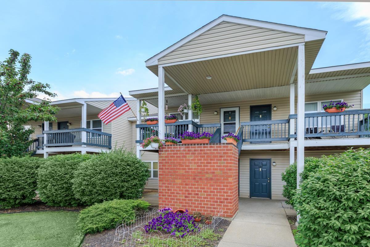 Vandenburgh Place Apartments - Photo 7 of 50