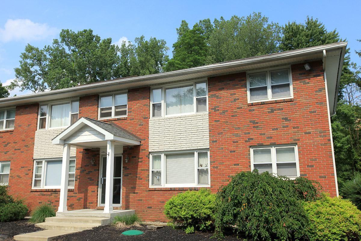 Sitterly Manor - Photo 4 of 31